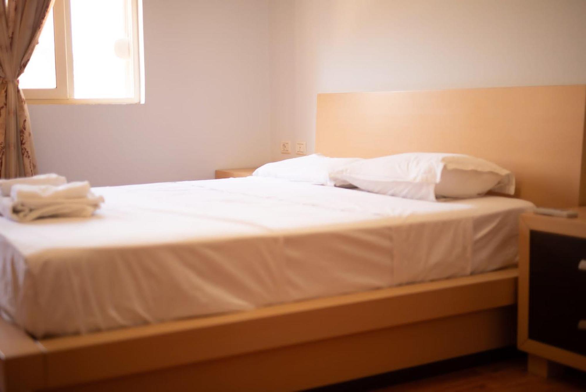 Apartament Egzoni City Center Leilighet Berat Eksteriør bilde